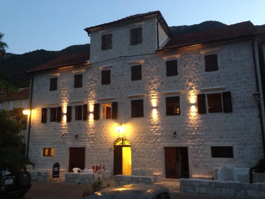 Villa Mariner Kotor Bagian luar foto