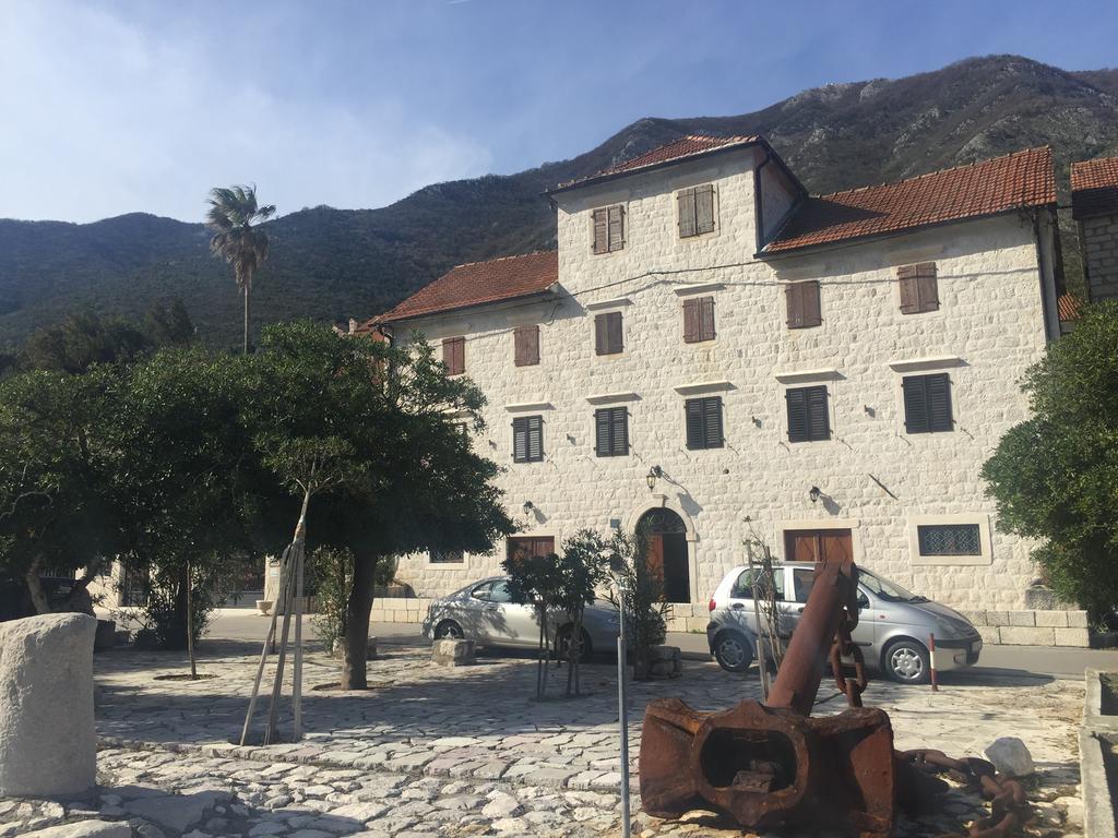Villa Mariner Kotor Bagian luar foto