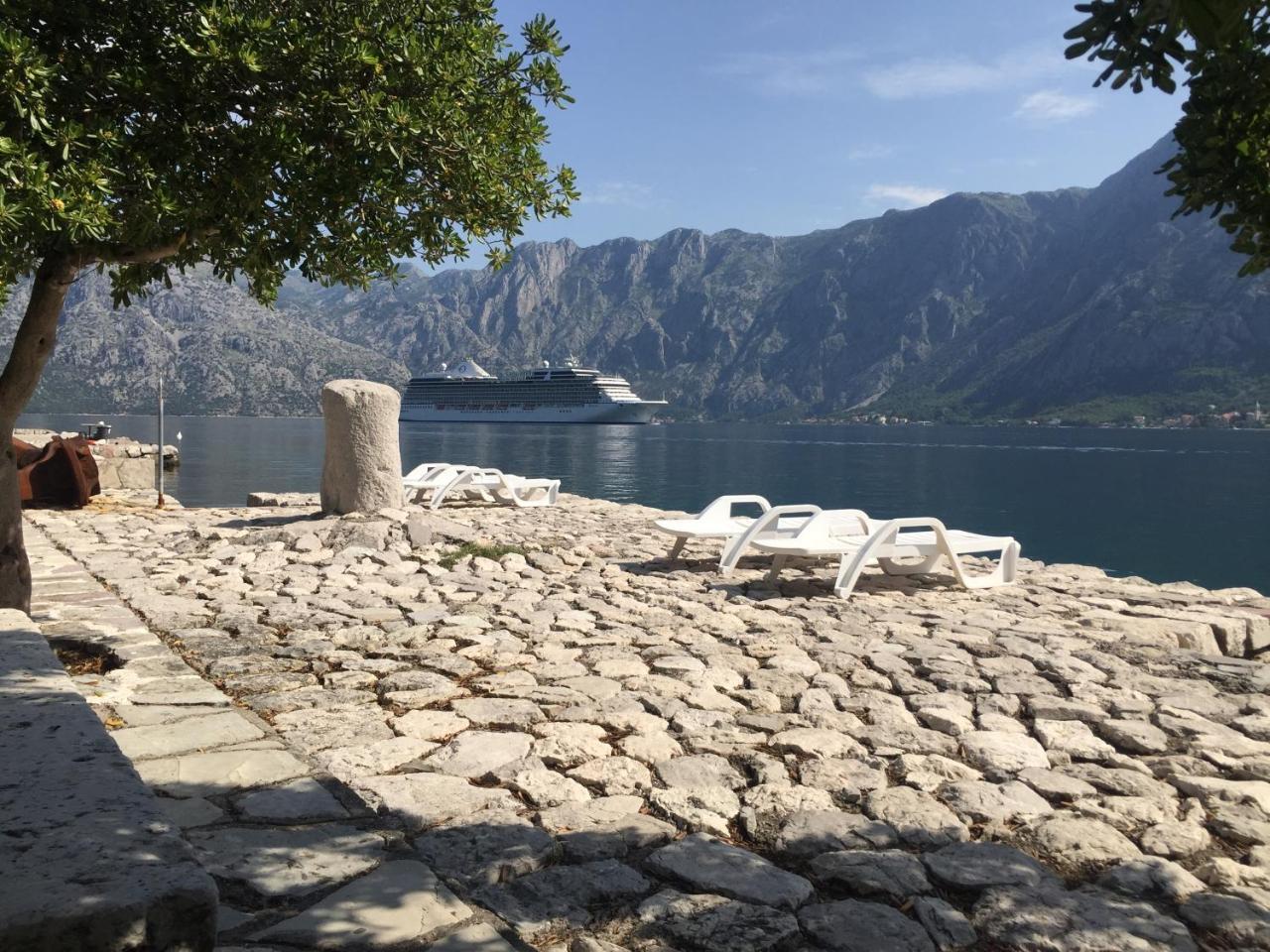 Villa Mariner Kotor Bagian luar foto